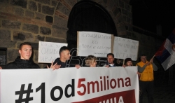 Protest Jedan od pet miliona večeras u Gračanici sutra u Kosovskoj Mitrovici