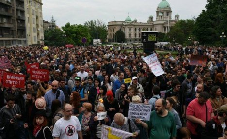 Protest Ne da(vi)mo Beograd zbog prinudnog iseljavanja porodice Timotijević