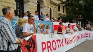 Đilas na protestu u Kragujevcu: Nastavnici i profesori, branite decu od tabloida (VIDEO, FOTO)