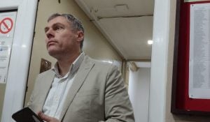 Protest ispred ŠUP-a zbog direktorovog kažnjavanja maturanata i profesora: I Forum kragujevačkih škola osudio pretnje Ivice Miljkovića