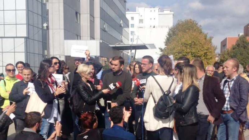 Protest kosovskih novinara zbog fizičkog napada na kolegu