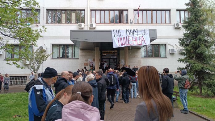 Protest na niškom Medicinskom fakultetu u ponedeljak, studenti brinu da će dekan pozvati policiju