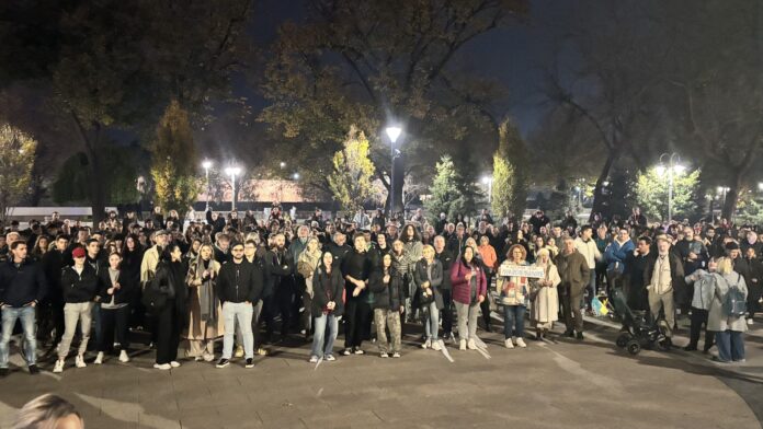 Protest podrške Dijani Hrki održan i u Nišu, građani išli i do SNS-a zbog privođenja studentkinje