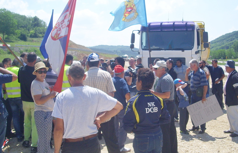 Protest poljoprivrednika u Pirotu, traže prilaz do imovine