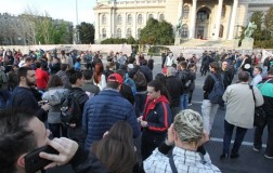 
					Protesti protiv Vučića u više gradova Srbije 
					
									