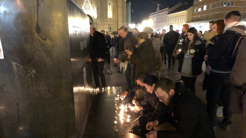 Protest protiv nasilja u Novom Sadu zbog smrti uličnog svirača