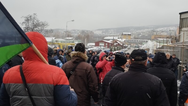 Protest radnika Ziđina u Boru zbog plata i kolektivnog ugovora 