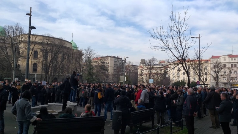 Protest u Beogradu: Radnici Pošte traže veće plate