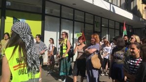 Protest u Beogradu u znak podrške Iranu (VIDEO)