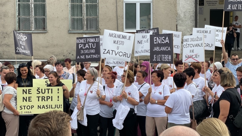 Protest u Jablanici u znak podrške radnici koju je pretukao vlasnik hotela
