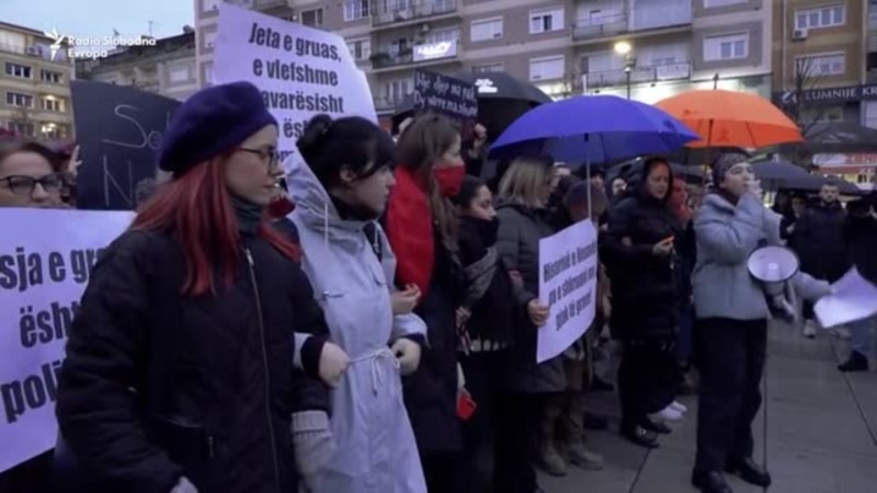 Protest u Prištini: Država ostavlja žene bez sigurnosti 