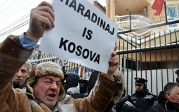 
					Protest u Prištini: Haradinaj je oslobodilac 
					
									