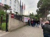 Protest u Tirani: Vučić persona non grata FOTO