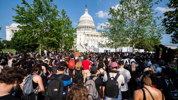 Protesti u SAD i dalje traju, demonstranti iz svih krajeva stigli u Vašington