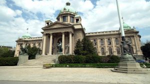 Protest zbog eksproprijacije i referenduma ispred Skupštine Srbije