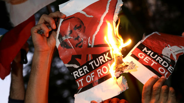 Protesti Kurda širom Evrope, palili fotografije Erdogana