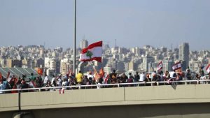 Protesti i kontraprotesti u Libanu izveli hiljade ljudi na ulice Bejruta