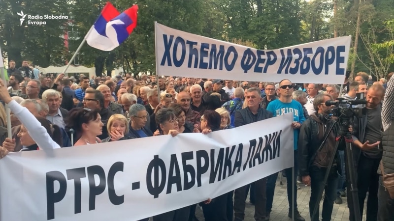 Opozicija na protestu zatražila ponavljanje izbora u Republici Srpskoj