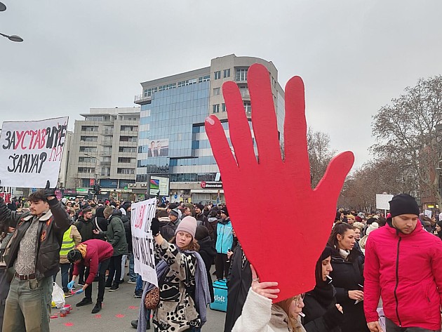Protesti u Novom Sadu i Sremskoj Kamenici: Skupovi „Građana protiv blokada“ i zborova građana