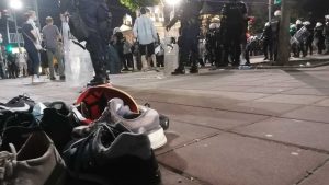Protesti u Srbiji: Desetine povređenih i privedenih, suzavac, kamenice i pendreci i u Novom Sadu, Nišu i Kragujevcu