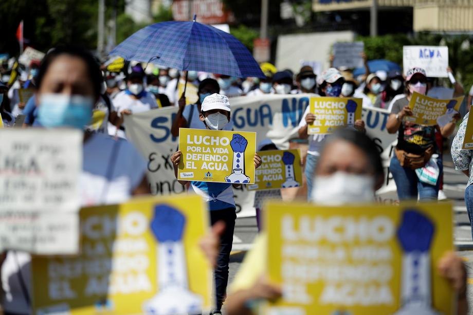 Protesti više hiljada ljudi u Salvadoru protiv predsednika