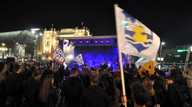Protestni koncert Inicijative Ne da(vi)mo Beograd na Trgu Republike