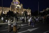 Protestu u Beogradu nekoliko desetina demonstranata, bez medija i policije FOTO