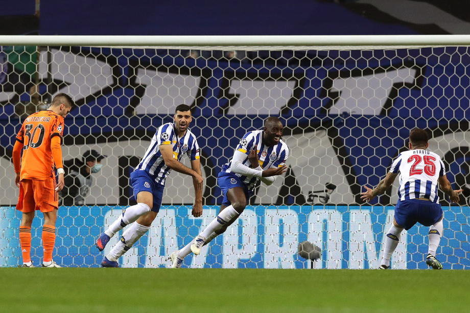 Ludnica u Torinu - Porto u produžetku šokirao Juventus; Sevilja umalo do senzacije u Dortmundu