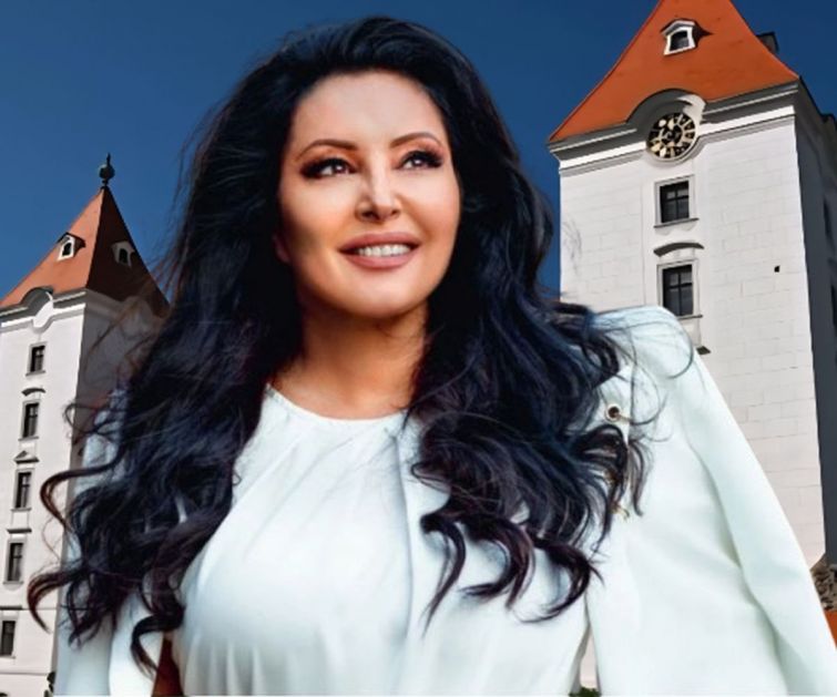 Prva Nova godina za malenu Kseniju: Dragana Mirković dvorac u Beču pretvorila u prazničnu bajku FOTO