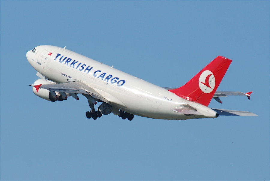 Prvi kargo avion iz Turske sleće na niški aerodrom