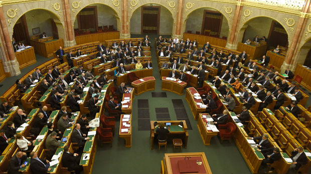 Prvi krug glasanja za predsednika Mađarske, bez pobednika
