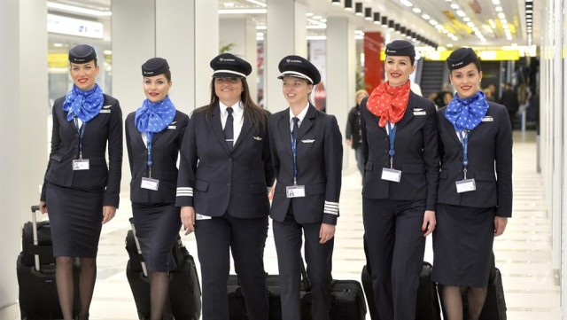 Prvi let nacionalne avio kompanije s kompletnom ženskom posadom
