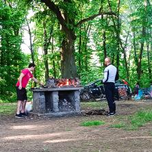 Prvi maj se obeležava i na Fruškoj gori, uz dečju igru, šetnju i roštilj