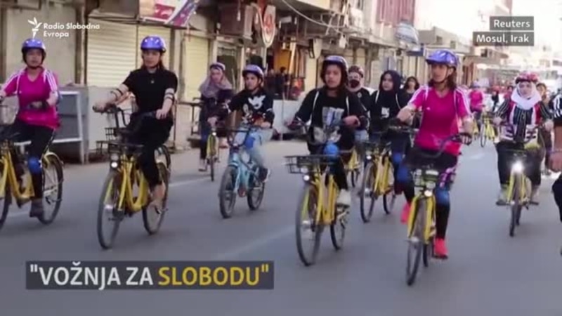 Prvi ženski biciklistički tim u Mosulu vozi za slobodu