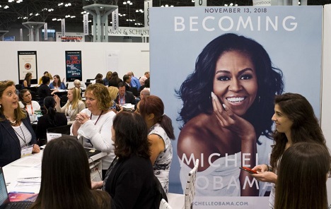 Prvog dana prodano 725.000 primjeraka memoara Michelle Obama