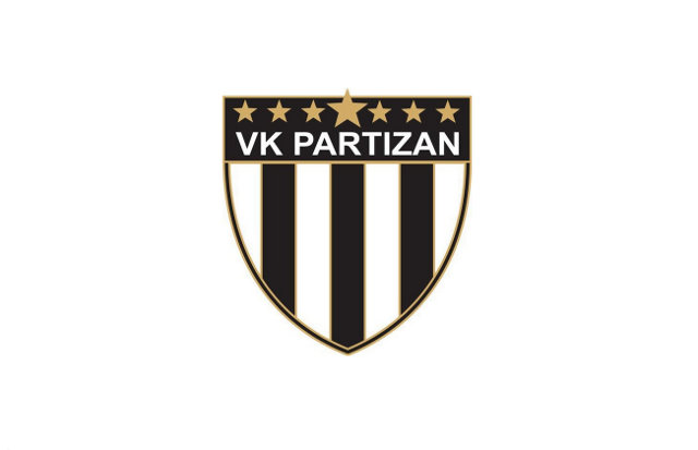 Prvotimci i treneri Partizana stali uz proslavljene asove, prekinuta konferencija za medije!