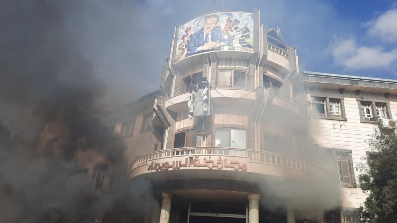 Pucnjava i upad prosvjednika u ured guvernera u gradu na jugu Sirije