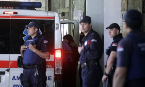 Pucnjava na Novom Beogradu: Policija blokirala zgradu