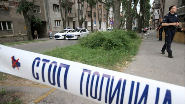 Pucnjava u Obrenovcu, mladić pogođen iz automobila u pokretu