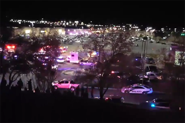 Pucnjava u marketu Volmart - troje ubijeno VIDEO