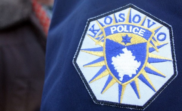 Puno policije oko centra za povratnike na Kosovu   