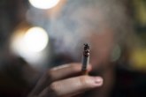 Pušenju na javnim mestima došao kraj: Zabrana važi i za elektronske cigarete VIDEO