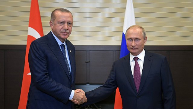 Putin: Odnosi između Rusije i Turske se razvijaju energično i pozitivno