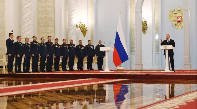Putin: Reakcije trećih strana neće sprečiti Rusiju da izvrši borbene misije