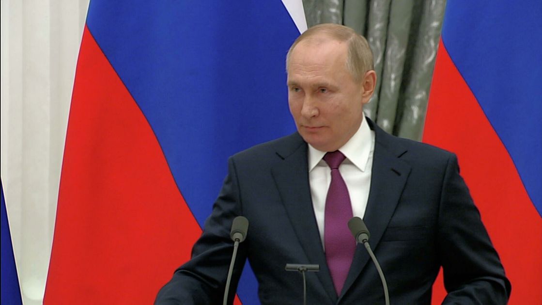 Putin: Rusija će bezbednosnu politiku odrediti prema planu, u zavisnosti od situacije