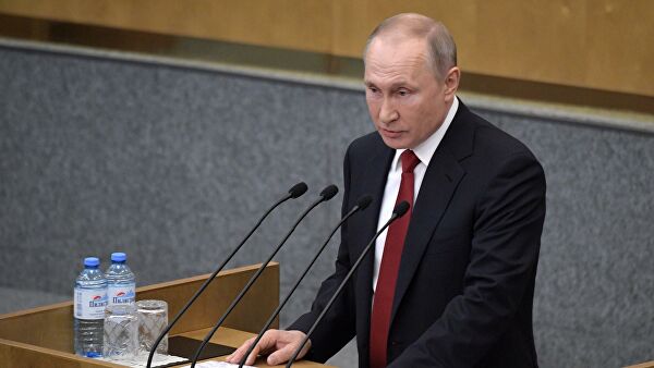 Putin: Rusija će dostojno proći kroz period nestabilnosti cena nafte i rublje