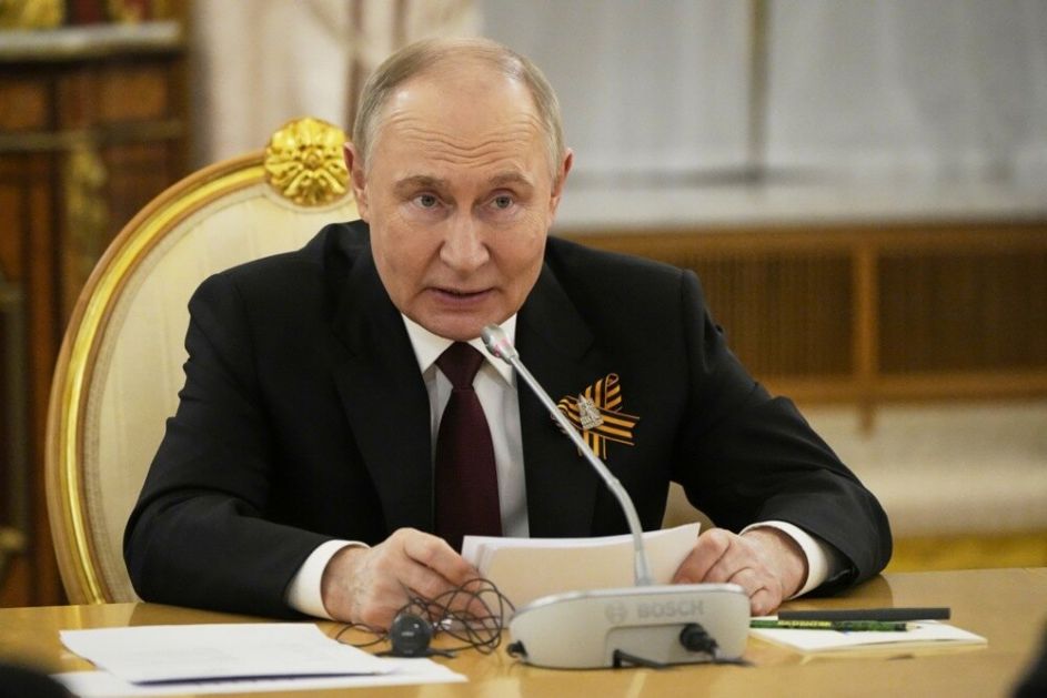 Putin: Rusija će nastaviti da poboljšava nivo borbene obuke svojih pomorskih snaga