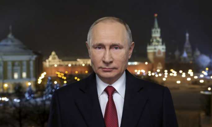 Putin: Rusija treba da se kreće napred