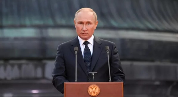 Putin: U našoj istorijskoj tradiciji, u sudbini našeg naroda je da zaustavimo one koji teže svetskoj prevlasti, koji prete rasparčavanjem i porobljavanjem naše Otadžbine, uradićemo to i sada