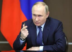 Putin:Ustavno pravo da budem reizabran stabilizuje Rusiju